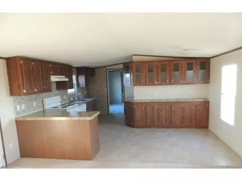 402 N Fishmarket Rd, Mcloud, OK 74851 photo 6