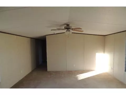 402 N Fishmarket Rd, Mcloud, OK 74851 photo 2