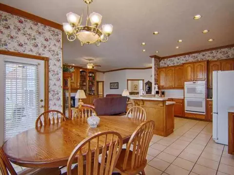 400 E Ponderosa Dr, Tuttle, OK 73089 photo 6