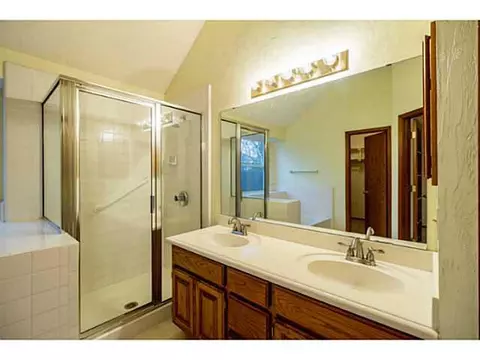 1908 Joseph Dr, Edmond, OK 73003 photo 8