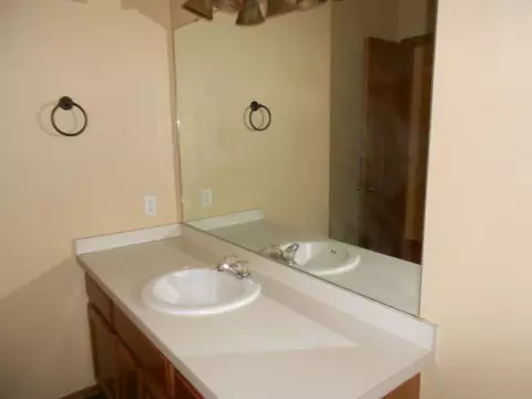 1920 Bluejay Ct, Moore, OK 73160 photo 14