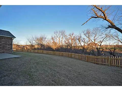 500 Hedgewood Dr, Moore, OK 73160 photo 18