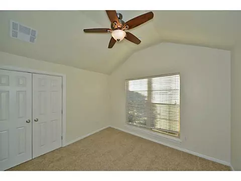500 Hedgewood Dr, Moore, OK 73160 photo 14