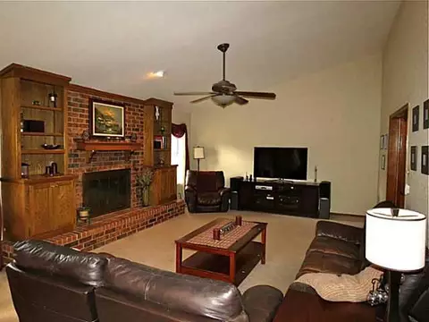 13009 Silver Eagle Trl, Edmond, OK 73013 photo 8