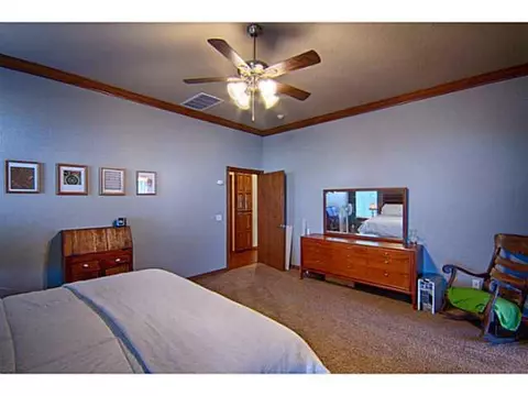 321 E Ponderosa Dr, Tuttle, OK 73089 photo 13