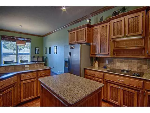 321 E Ponderosa Dr, Tuttle, OK 73089 photo 11