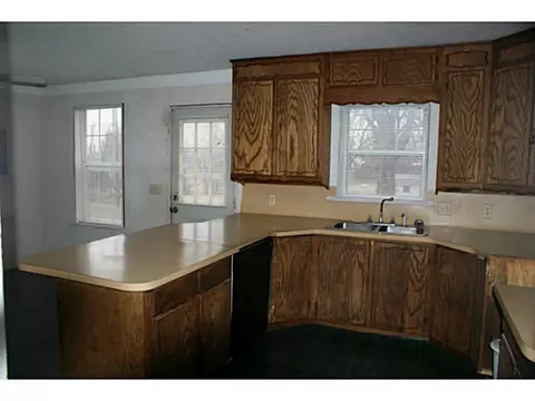 124 S 7th St, Mcloud, OK 74851 photo 13