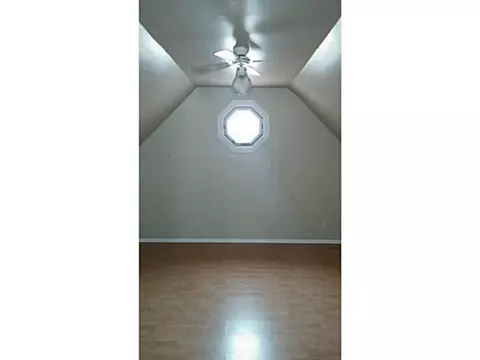124 S 7th St, Mcloud, OK 74851 photo 8