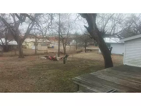 124 S 7th St, Mcloud, OK 74851 photo 19