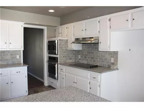 3608 Lea Ct, Edmond, OK 73013 photo 2