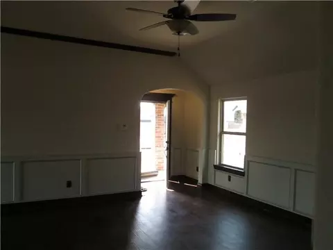 1004 Saint Cecil, Moore, OK 73160 photo 3