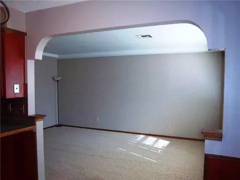 702 E 27th Pl, Edmond, OK 73013 photo 10