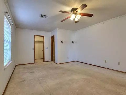 1720 Windchime Dr, Norman, OK 73071 photo 9