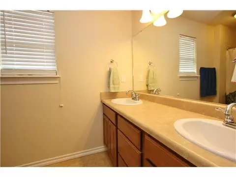 1325 Abraham Dr, Tuttle, OK 73089 photo 11
