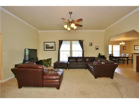 1325 Abraham Dr, Tuttle, OK 73089 photo 2
