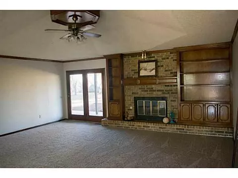 108 E Olympic Dr, Yukon, OK 73099 photo 5
