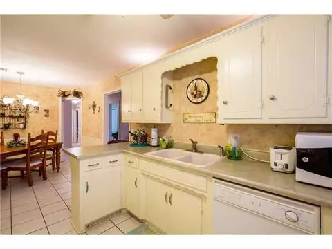 3429 N Eagle Ln, Bethany, OK 73008 photo 5