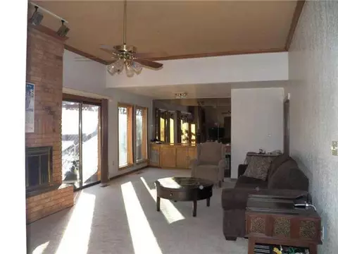 9 Janeway Pl, Shawnee, OK 74804 photo 2
