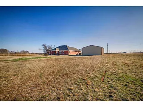2024 E Rock Creek Rd, Tuttle, OK 73089 photo 18