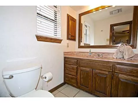 16700 Santa Fe Dr, Choctaw, OK 73020 photo 14