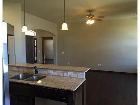 3405 Ashton Dr, Moore, OK 73160 photo 4