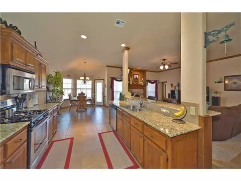 3308 Marilyn Dr, Moore, OK 73160 photo 5
