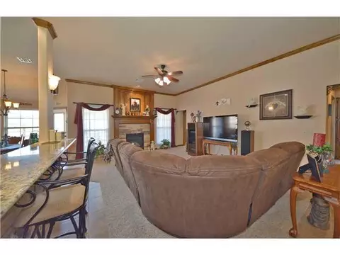 3308 Marilyn Dr, Moore, OK 73160 photo 3