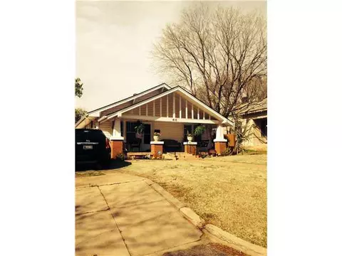 410 E Washington Ave, Guthrie, OK 73044 photo 2