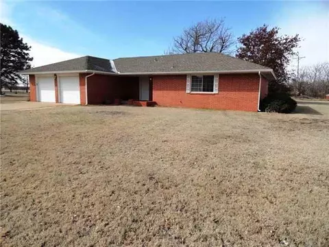 501 West Dr, Tuttle, OK 73089 photo 1
