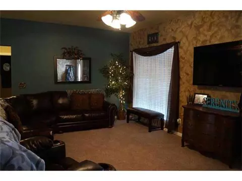 1407 E 7th St, Stroud, OK 74079 photo 2