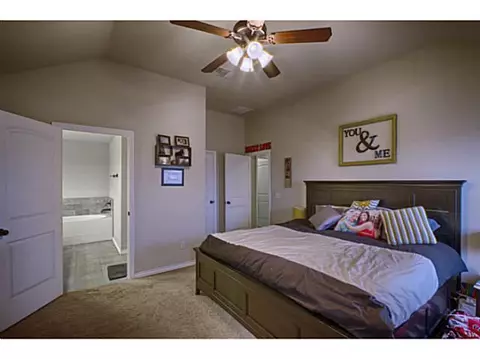 700 Apple Tree Ln, Moore, OK 73160 photo 11