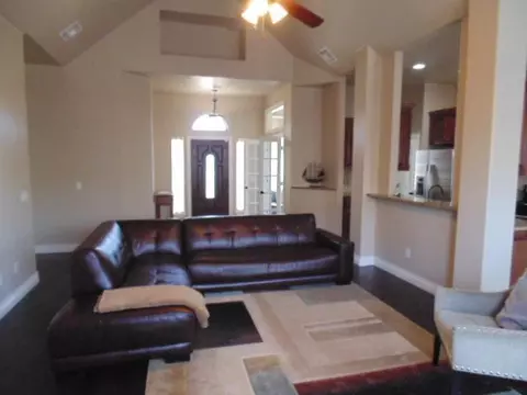 1013 Bryan Dr, Moore, OK 73160 photo 6