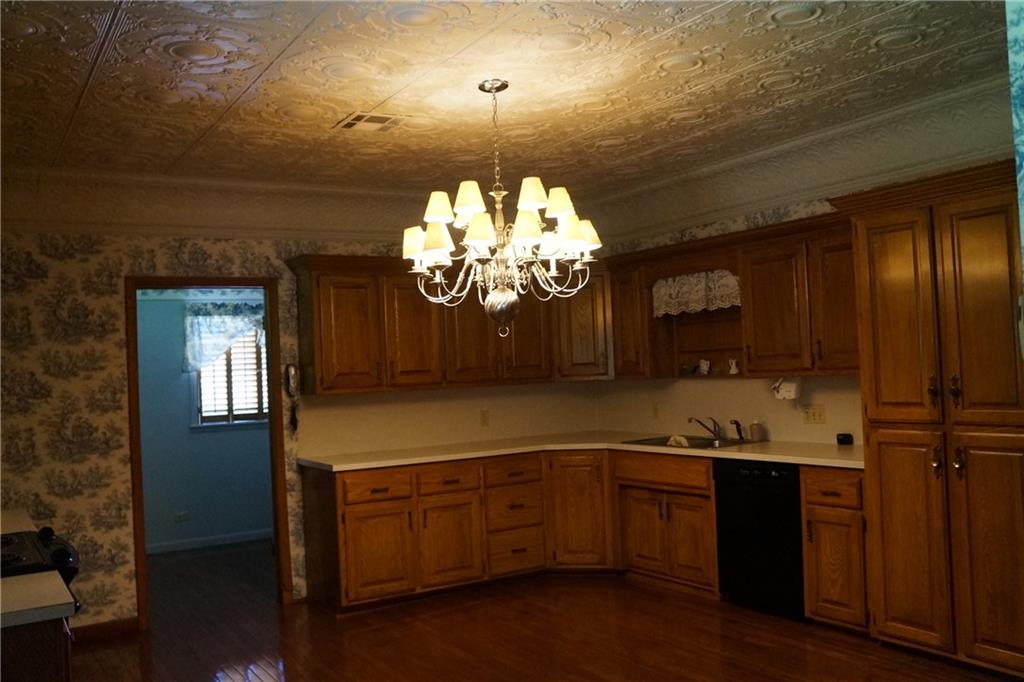 113 E 7th St, Stroud, OK 74079 photo 10