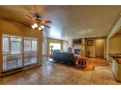 3003 Miramonte Cir, Edmond, OK 73003 photo 14