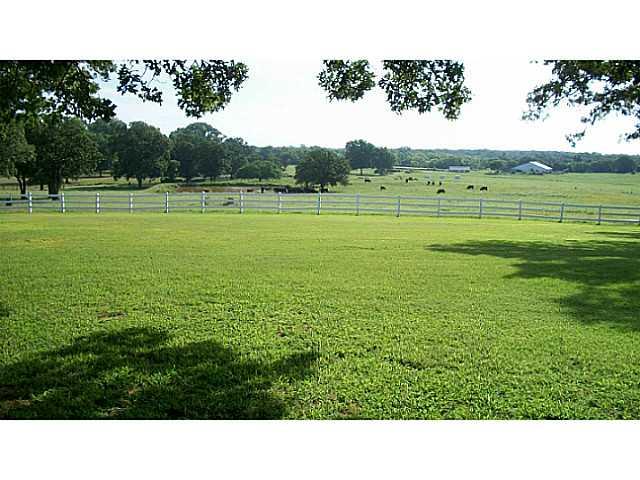 18306 Walker Rd, Mcloud, OK 74851 photo 13