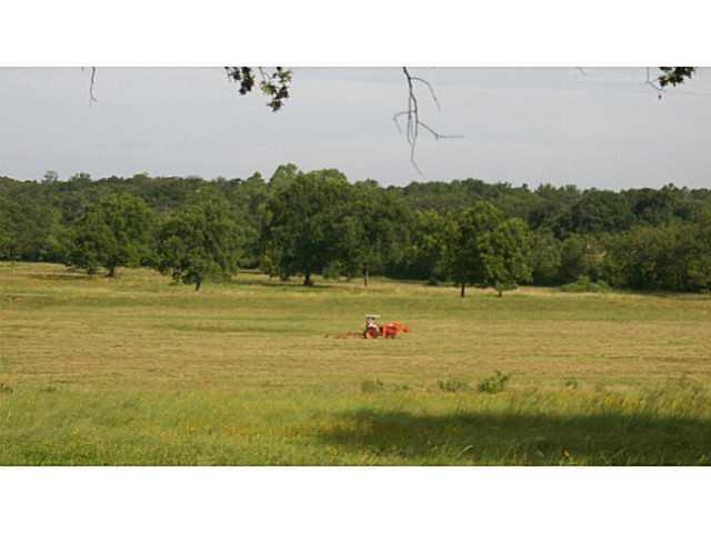 18306 Walker Rd, Mcloud, OK 74851 photo 12