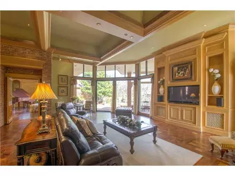 12710 Oakdale View Dr, Edmond, OK 73013 photo 3