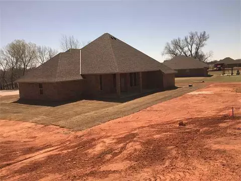 803 Colbert, Tuttle, OK 73089 photo 16