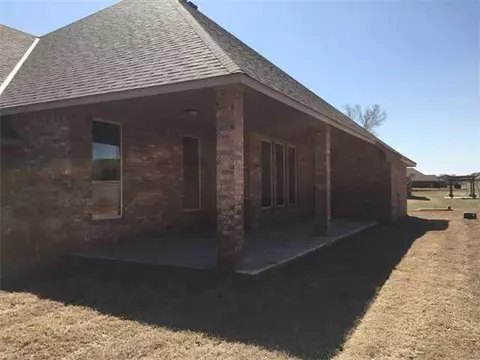 803 Colbert, Tuttle, OK 73089 photo 15