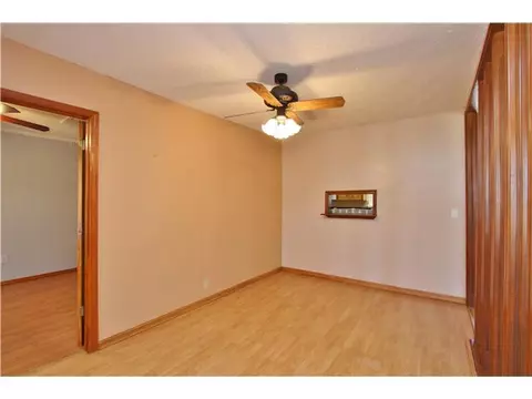 603 Willow, Tuttle, OK 73089 photo 4