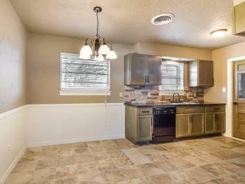 122 E Ridge Rd, Norman, OK 73069 photo 6