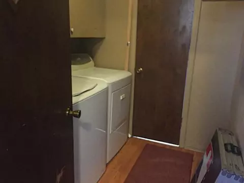 211 E 5th St, Davenport, OK 74026 photo 9