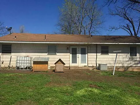 211 E 5th St, Davenport, OK 74026 photo 14