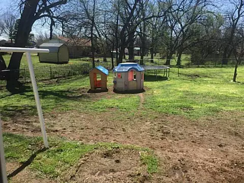 211 E 5th St, Davenport, OK 74026 photo 16
