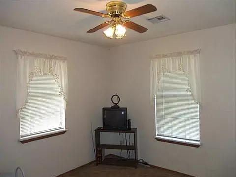 6700 E Post Oak Rd, Noble, OK 73068 photo 8