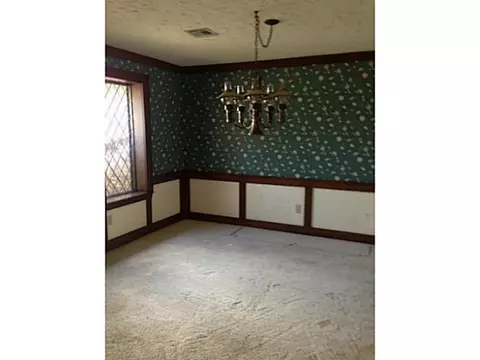 1925 E Bradley St, Shawnee, OK 74804 photo 5