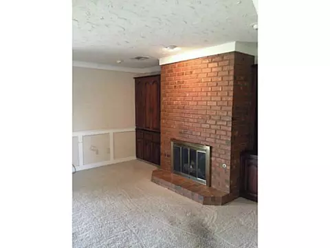 1925 E Bradley St, Shawnee, OK 74804 photo 4