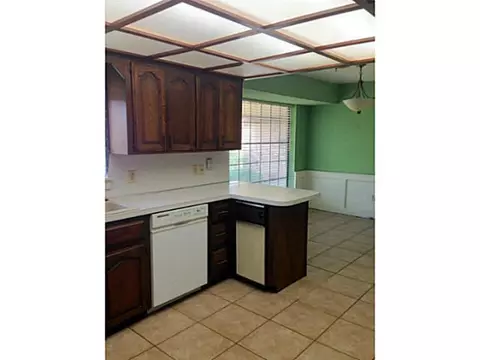 1925 E Bradley St, Shawnee, OK 74804 photo 8