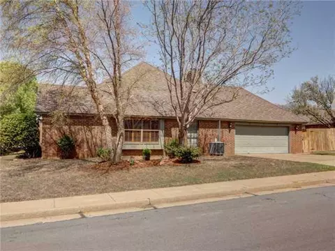 800 Ricks Trl, Edmond, OK 73012 photo 2