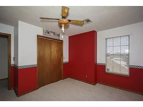512 Clover Rd, Moore, OK 73160 photo 17